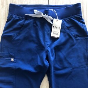 Figs Kade Cargo Scrub Pants in Winning Blue